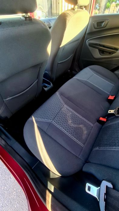Ford Fiesta mk7 1.4bezyna titanium