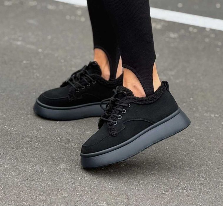 Зимние женские кроссовки замшевые с мехом натуральная замша черные