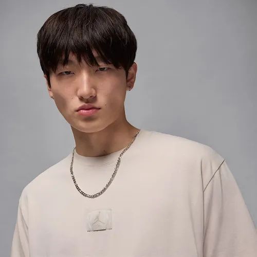 Оригінал! Футболка Jordan Essentials (S, M, L) Нова з бірками!