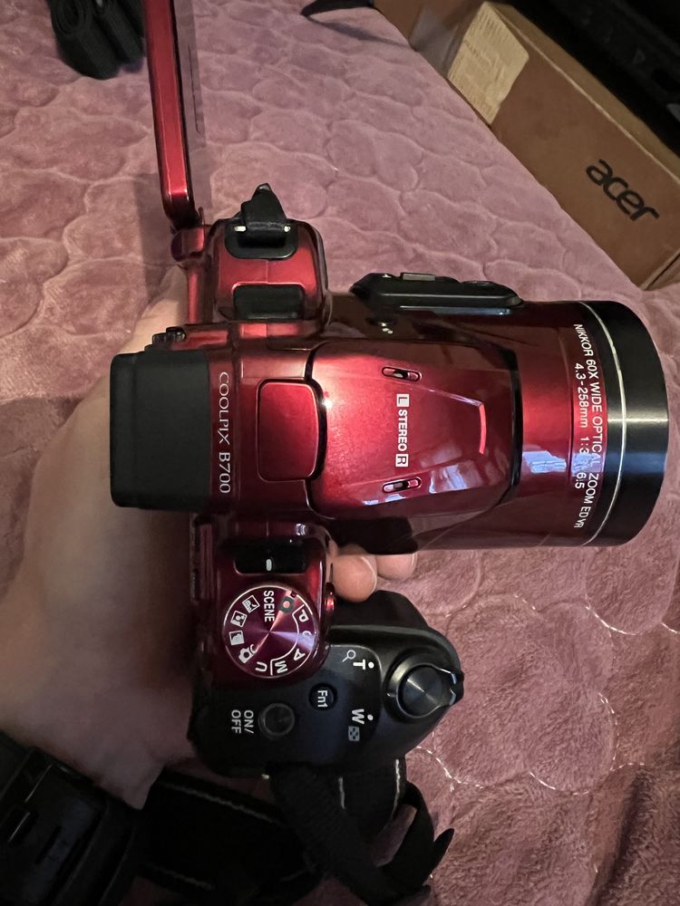Nikon Coolpix  b700 фотоаппарат