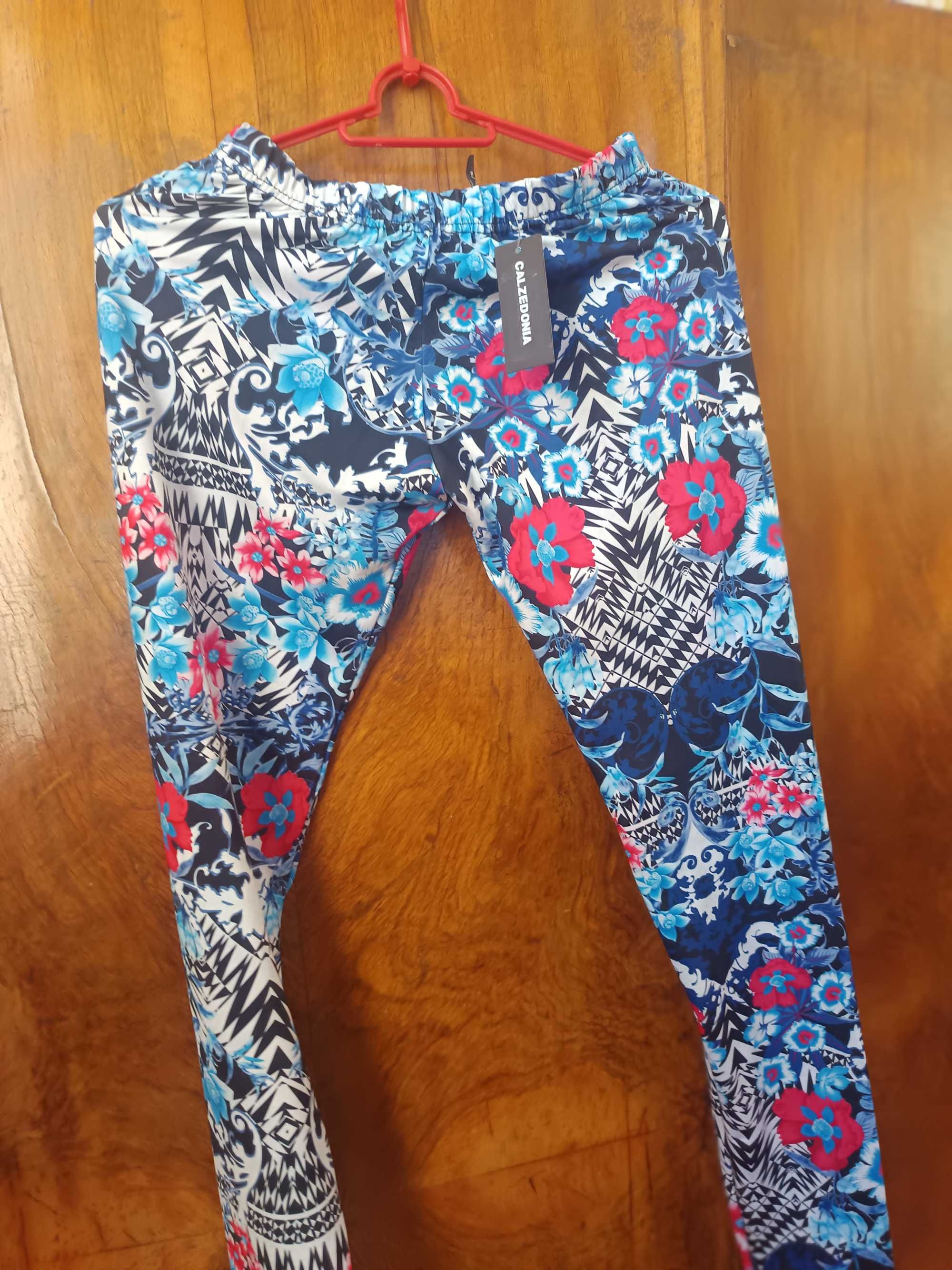 Piękne nowe legginsy Calzedonia S/M kwiaty