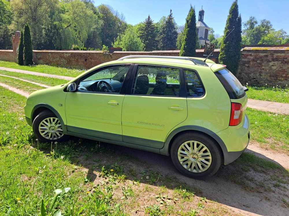 Volkswagen Cross Polo