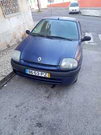 Renault Clio 1.2 ano 2000