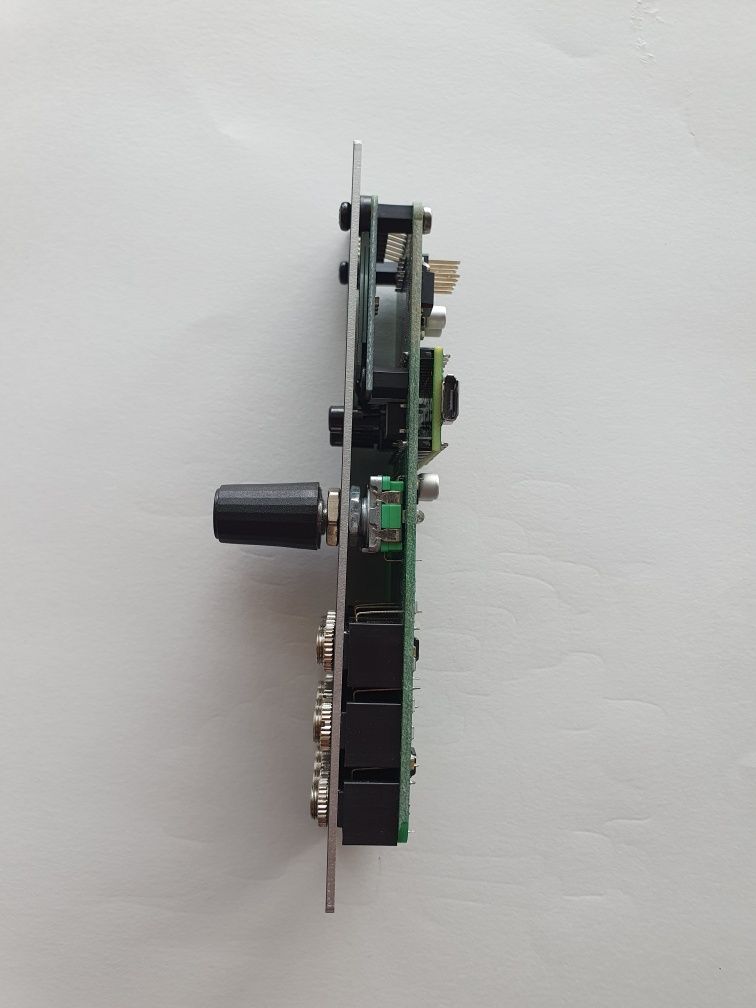 Ornament and Crime moduł eurorack syntezator modularny
