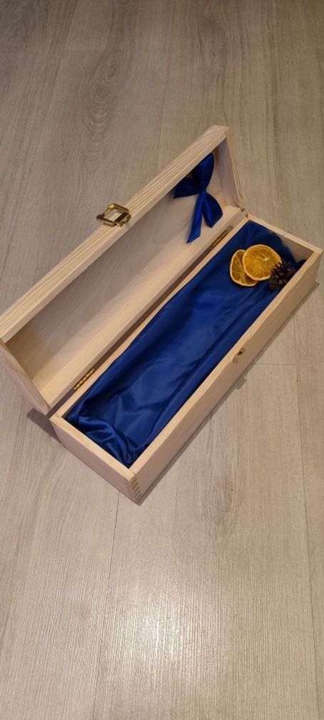 25x Drewniana skrzynia na butelkę na prezent, stan idealny