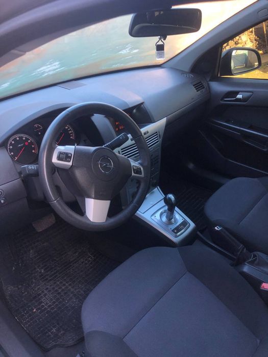 Opel Astra 1.6 2013рік 69тис оригінального пробігу