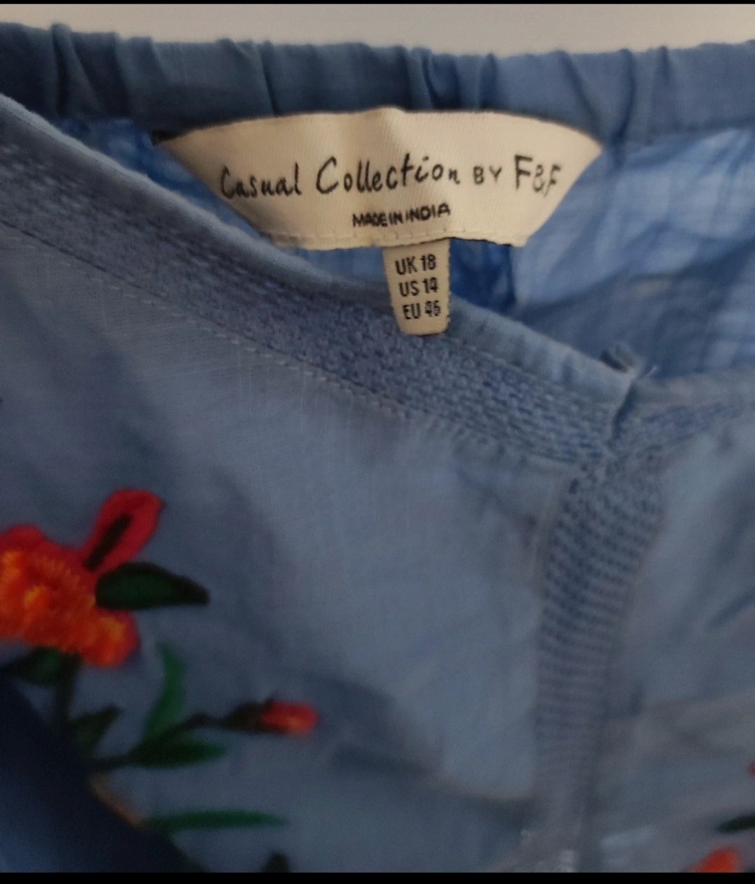 Bluzka na ramiączkach F&F błękit haft kwiaty baskinka r.46