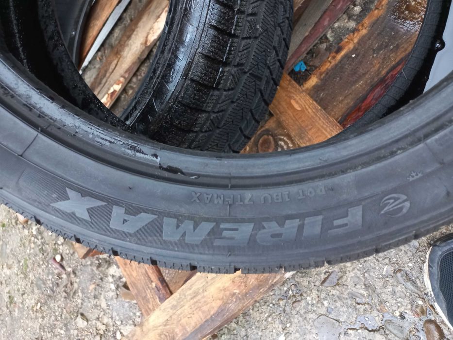 K831130K Komplet 245/40R19 98V Firemax FM808 dot.2423