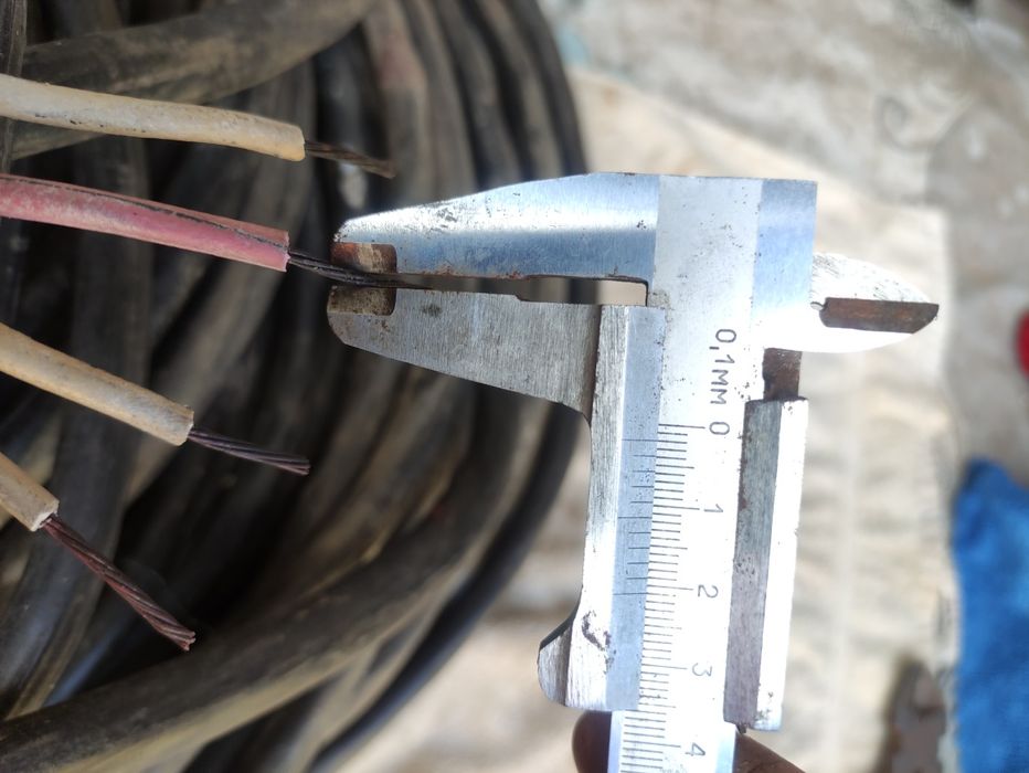 Кабель медный 4 жилы