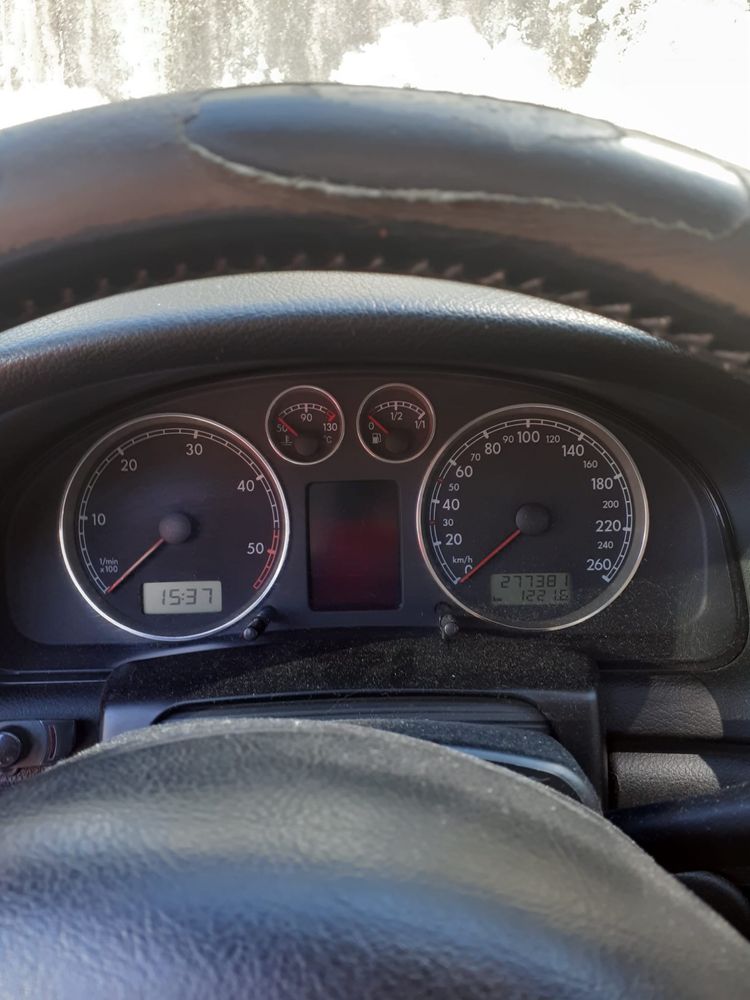 Volkswagen Passat CC 1.9 Tdi 130cv