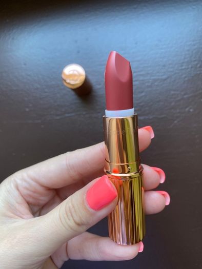 помада charlotte tilbury