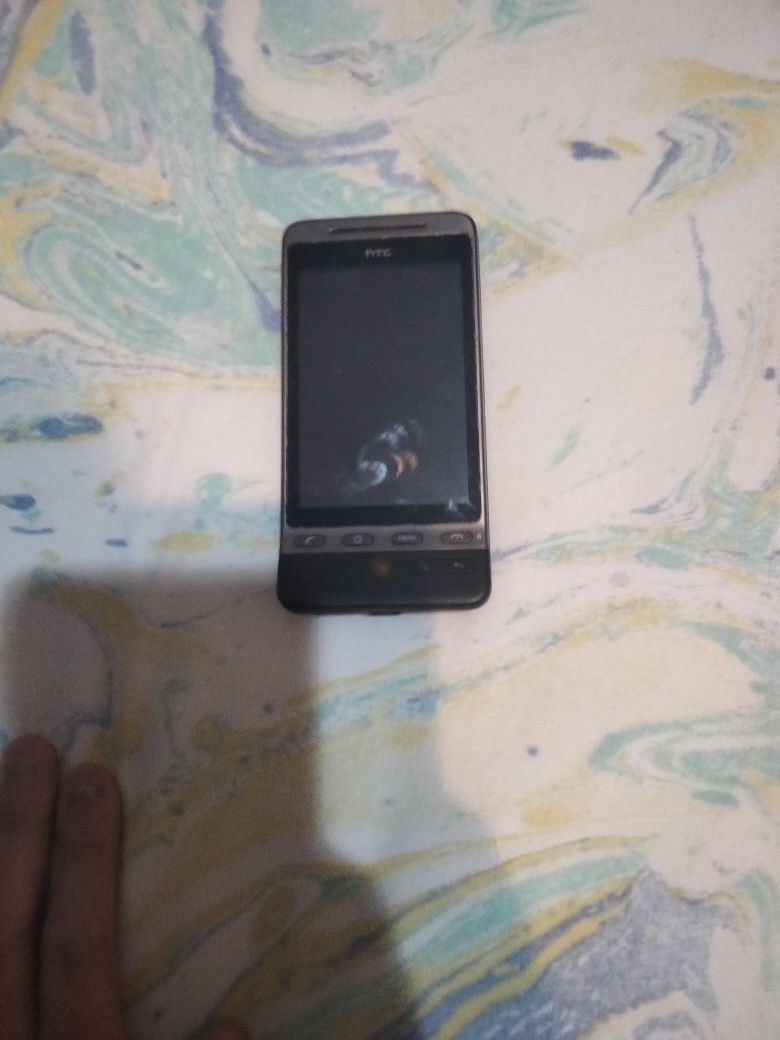 Telemóvel htc para peças urgência