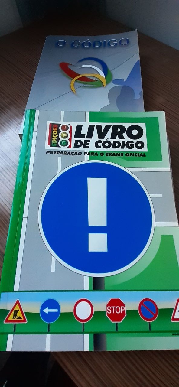 Vendo  livros de código