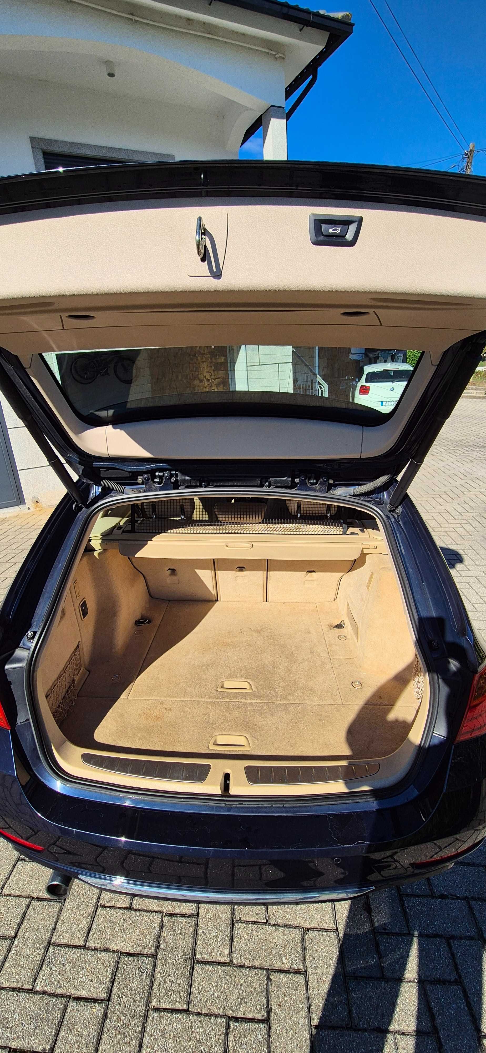 BMW 320d Touring Line Luxury - 184cv - 2014