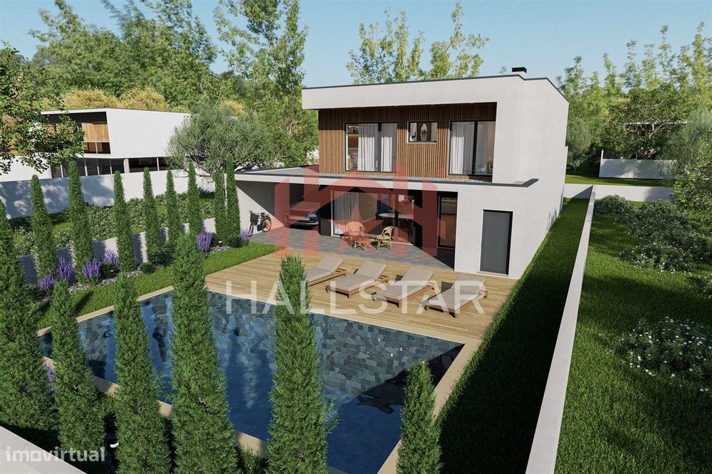 Moradia T4+1 / Piso Radiante /  Contemporânea / Ortigosa