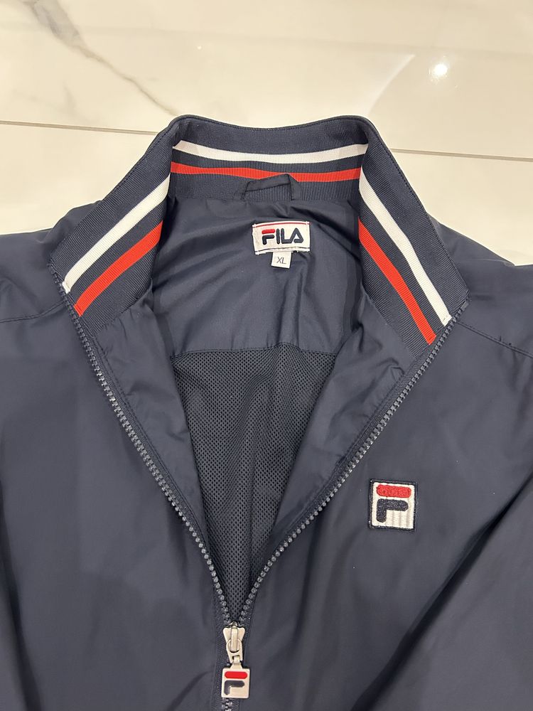 Куртка вітровка Fila чоловіча