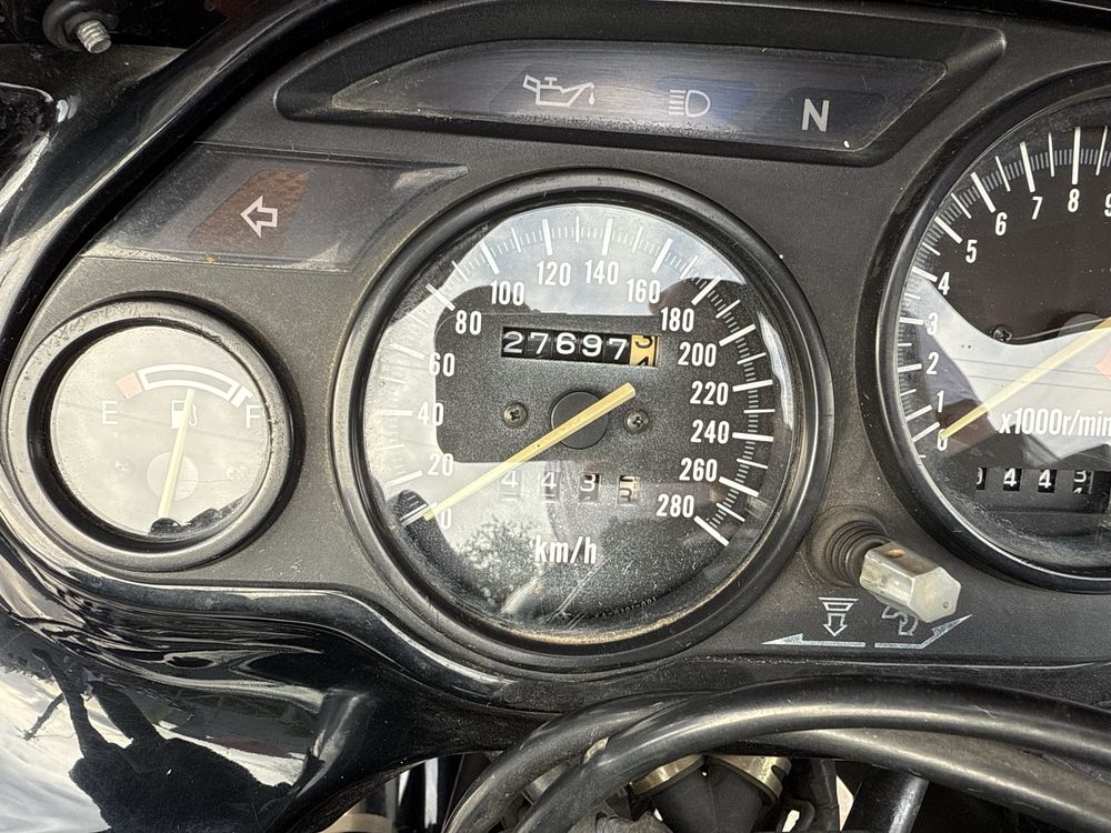 Kawasaki zzr 600 2001 рік 2-ге покоління по т.п.