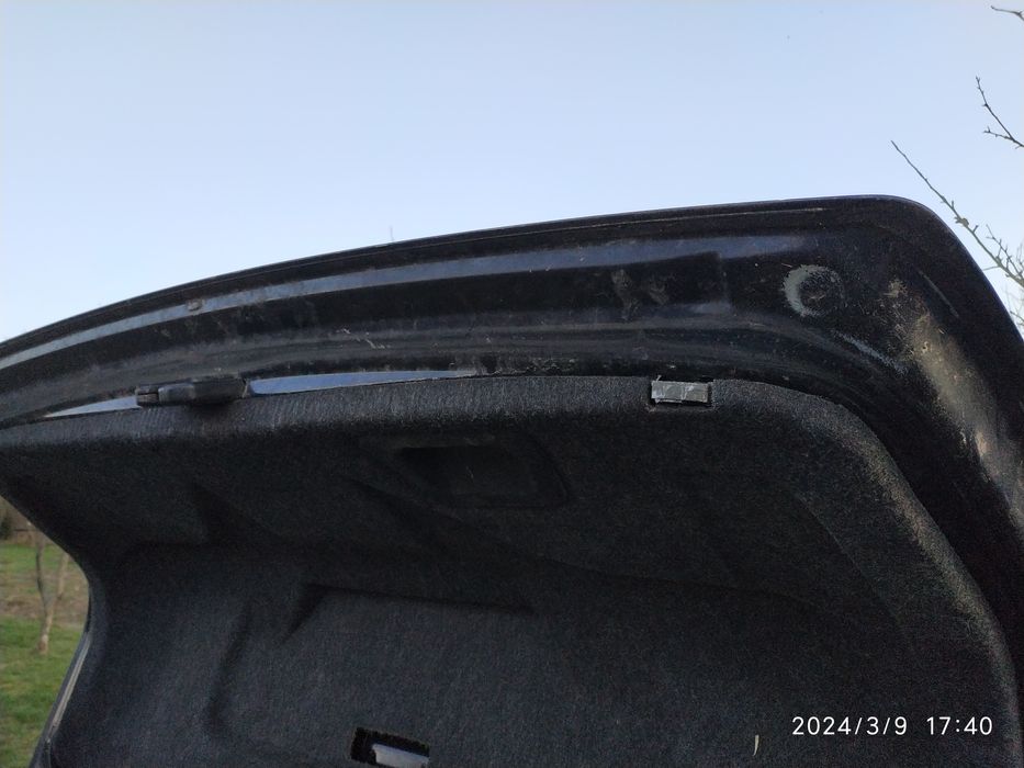 Продам Кришку багажника Ауді а4б5