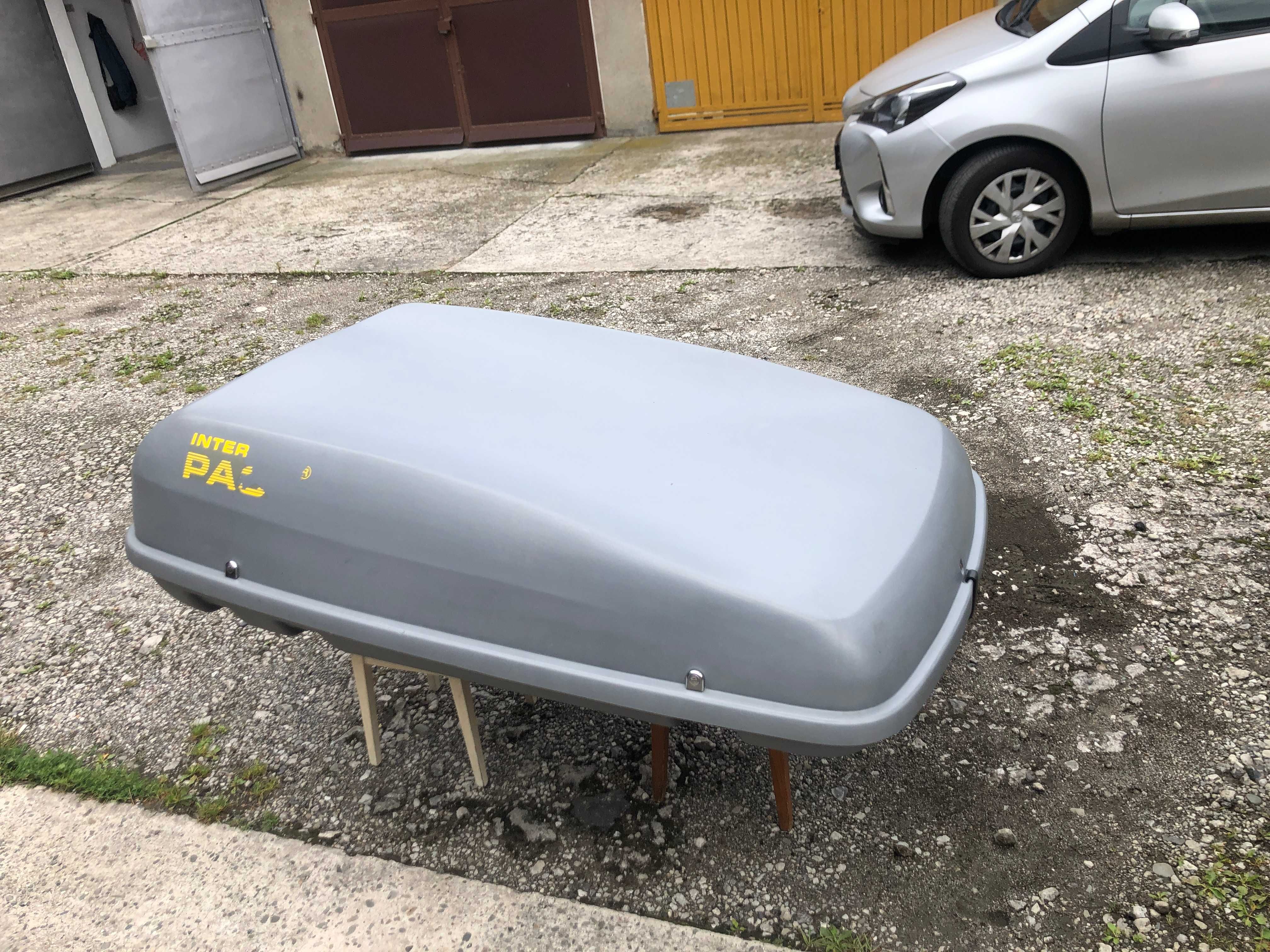 Box dachowy sprzedam