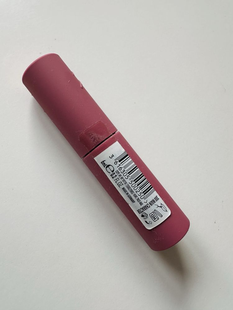 Rimmel Lip Latex 300 Main Character