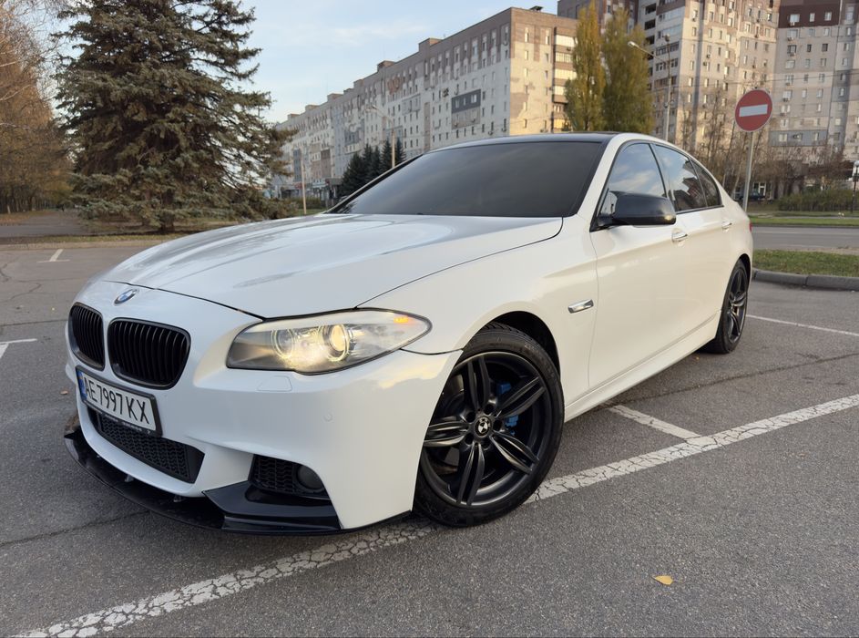 Бмв Ф10, 2013 Года,Мотор 2.0 Бензин,Полный Привод!