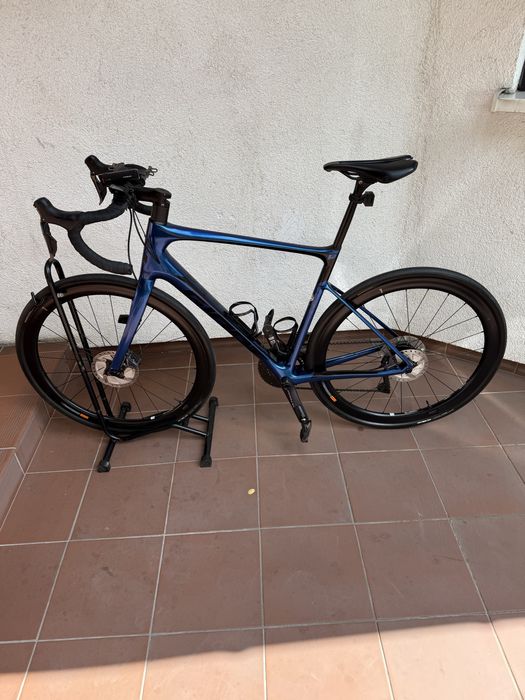 Rower szosowy kolarzówka Giant Defy Advanced Pro 1 Di2 M/L