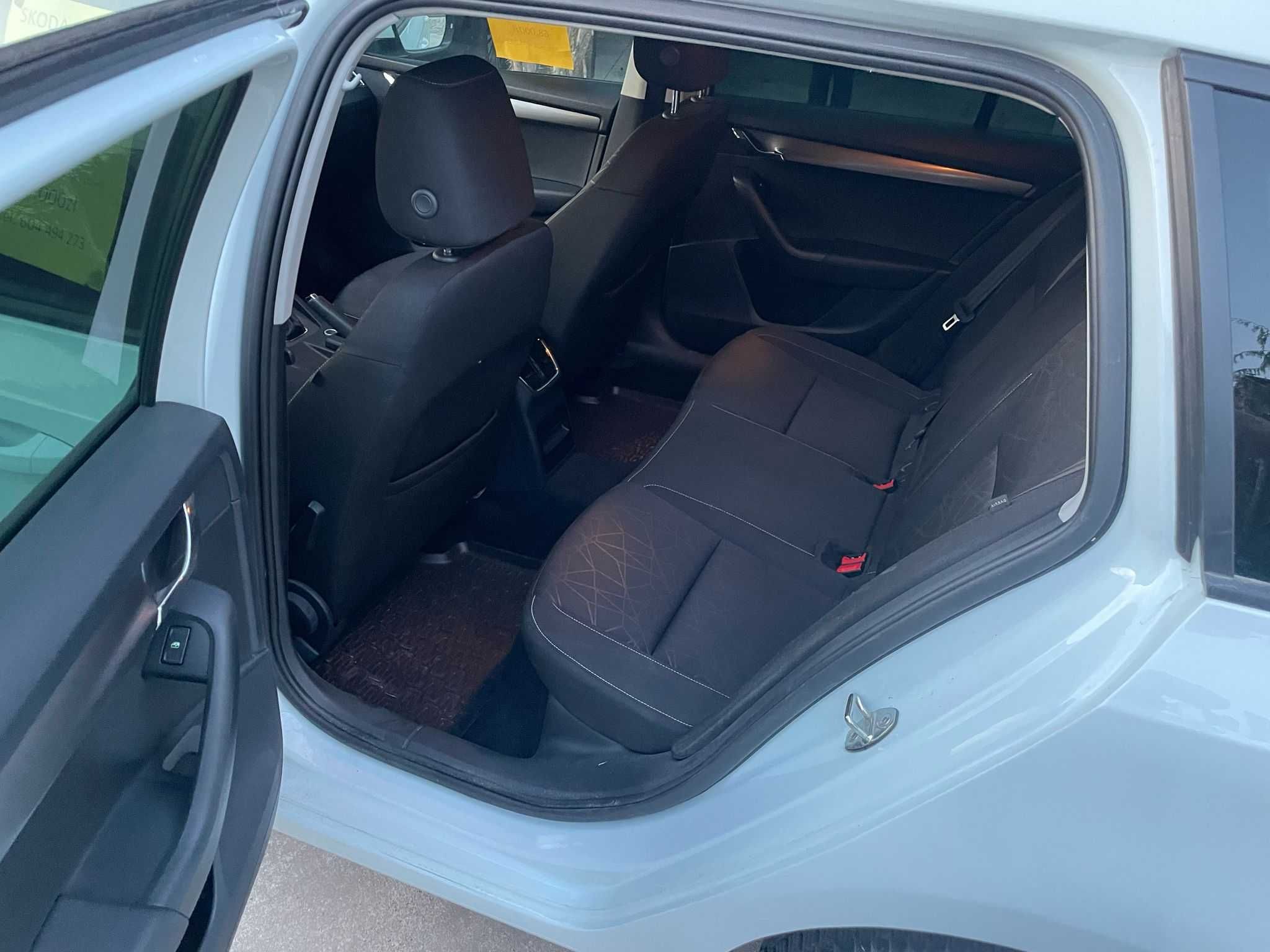 SKODA OctaviA 3 LD2.0 Tdi 4x4 Dsg Led Webasto Hak po serwisie ZAMIANA
