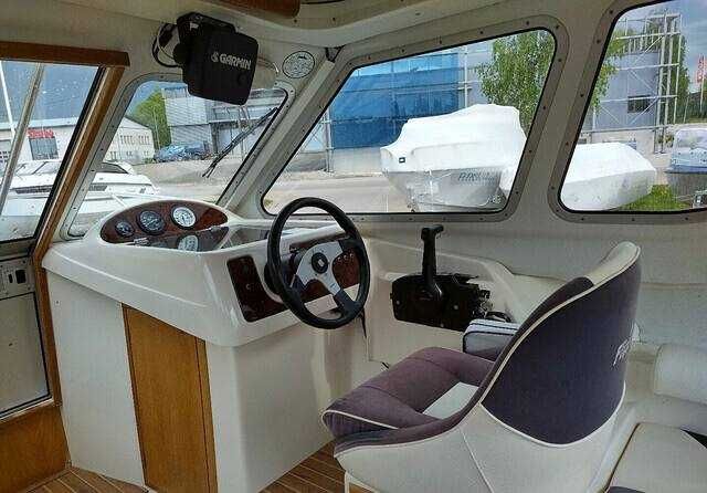 Моторний човен Flipper 630 oc