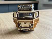 Model metalowy ciężarówki Mercedes Actros mp4 skala 1:50 WSI Tekno IMC