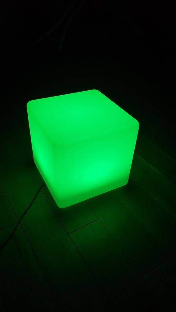 Lampka kostka led rgb z pilotem