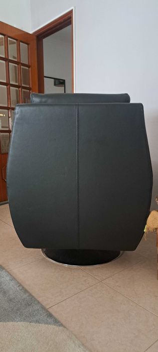 Poltrona sofá Cadeirão para sala Karen Lourini