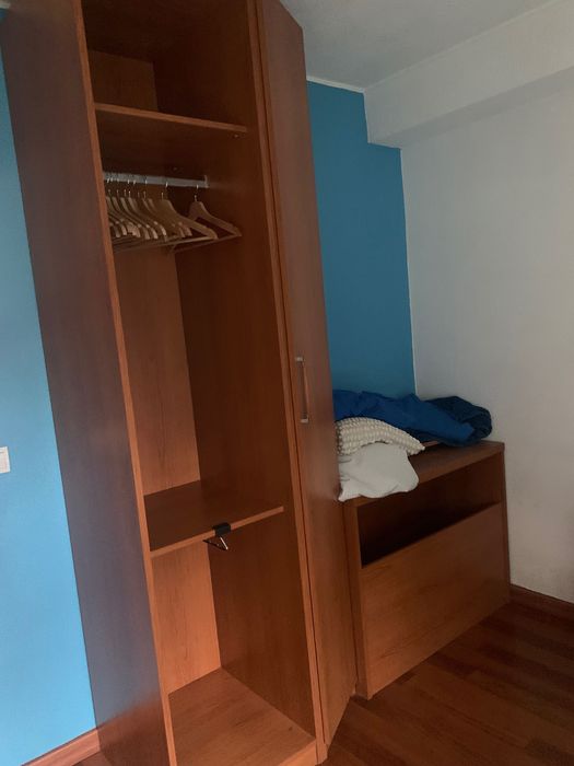 Arrendo quarto com casa de banho privativa