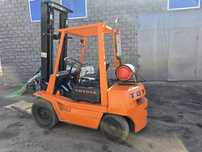 Погрузчик Toyota