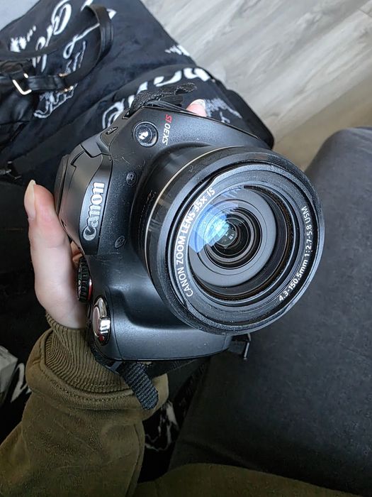 Canon PowerShot SX30 IS – pełny zestaw! Aparat + 2 baterie + ładowarka