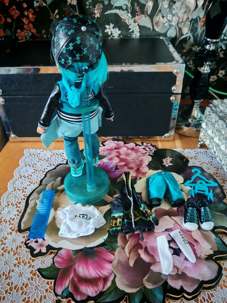 MGA Rainbow High Fashion Doll Teal Boy River Kenda godula