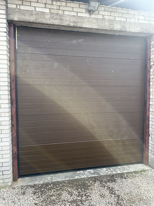 Brama garazowa/ panelowa/  automatyczna