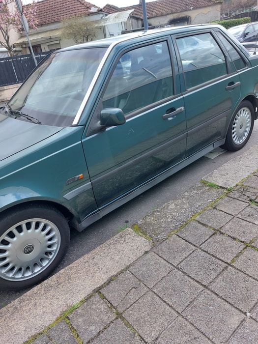 Vendo Volvo  460