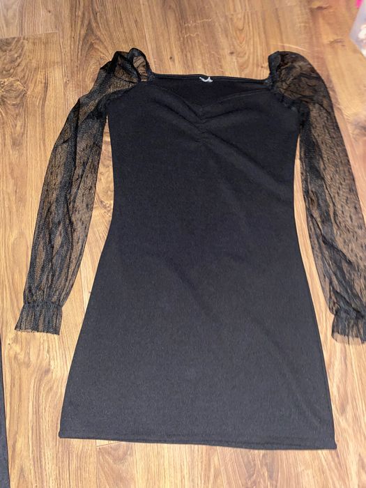 Czarna sukienka rozmiar S