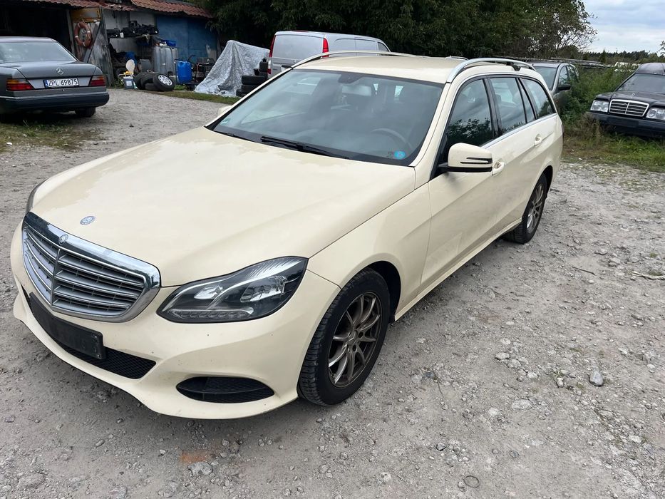 Mercedes-Benz Klasa E W212 2014r. 2,2 Lift 136 KM