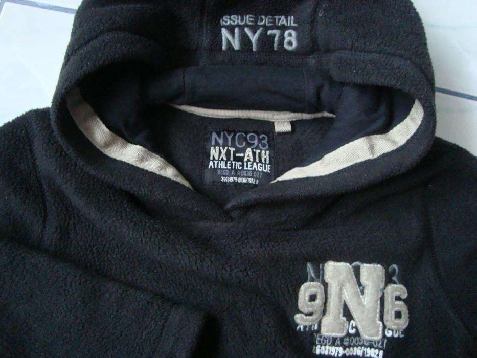 Bluza dziecięca z kapturem wkładana przez głowę