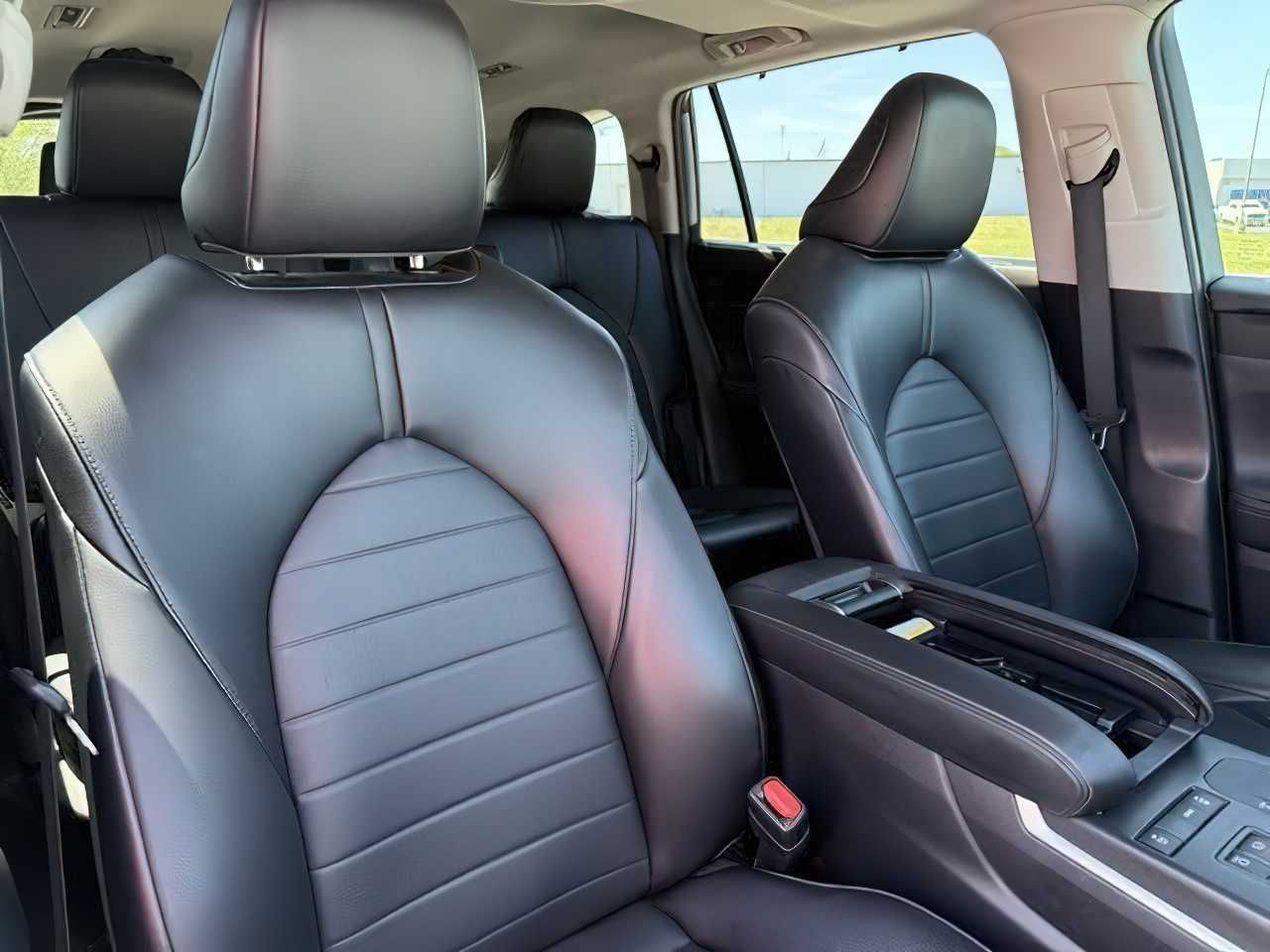 Toyota Highlander XLE 2022