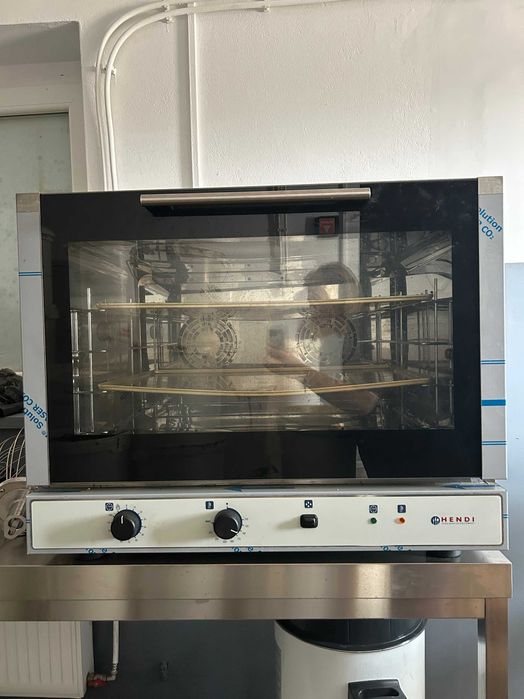 Piec Cukierniczy Piekarniczy Konwekcyjny Elektryczny Nawliżacz Hendi