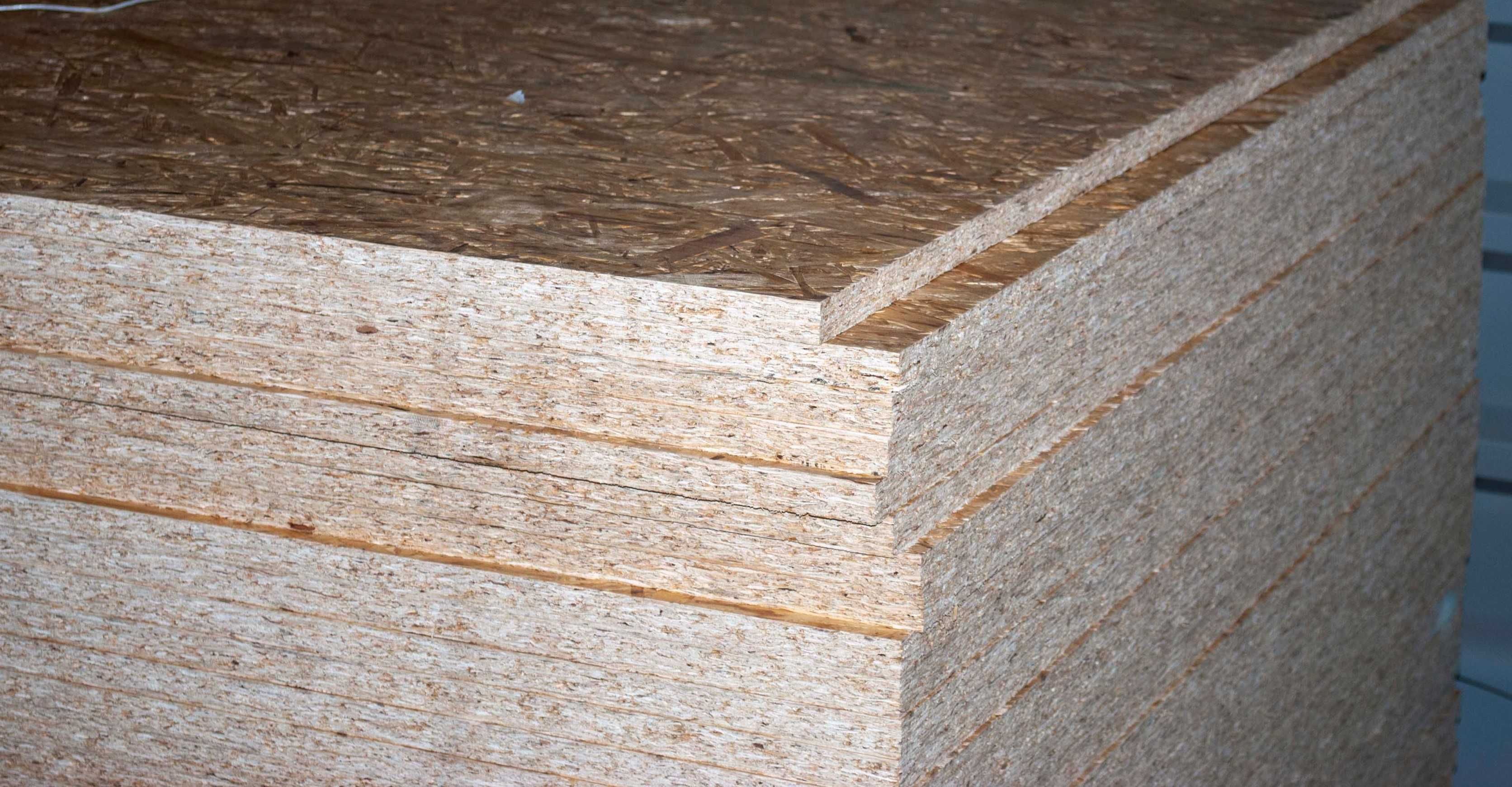 Płyta OSB 1250 x 2500 o grubości : 18 mm