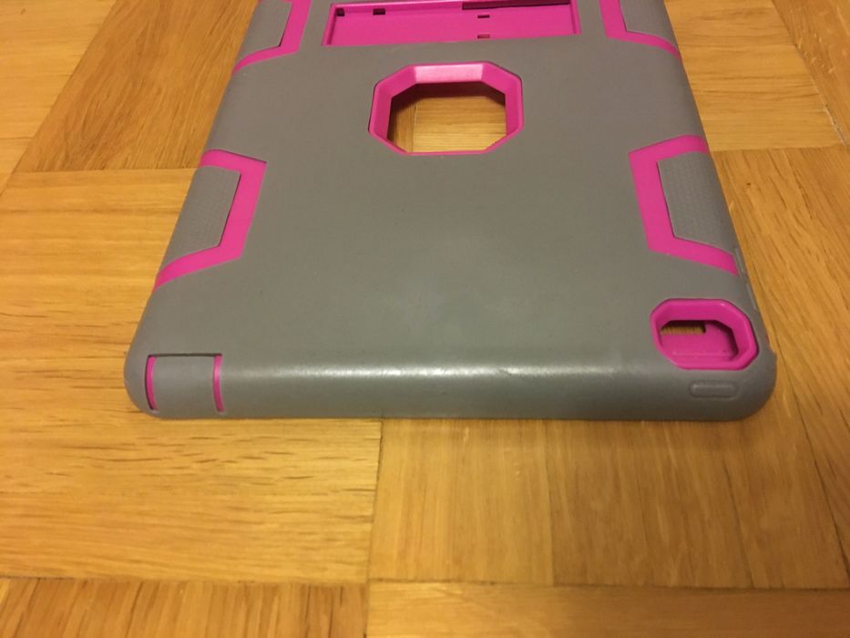 Mocne różowo szare etui do tabletu Apple iPad Air 2