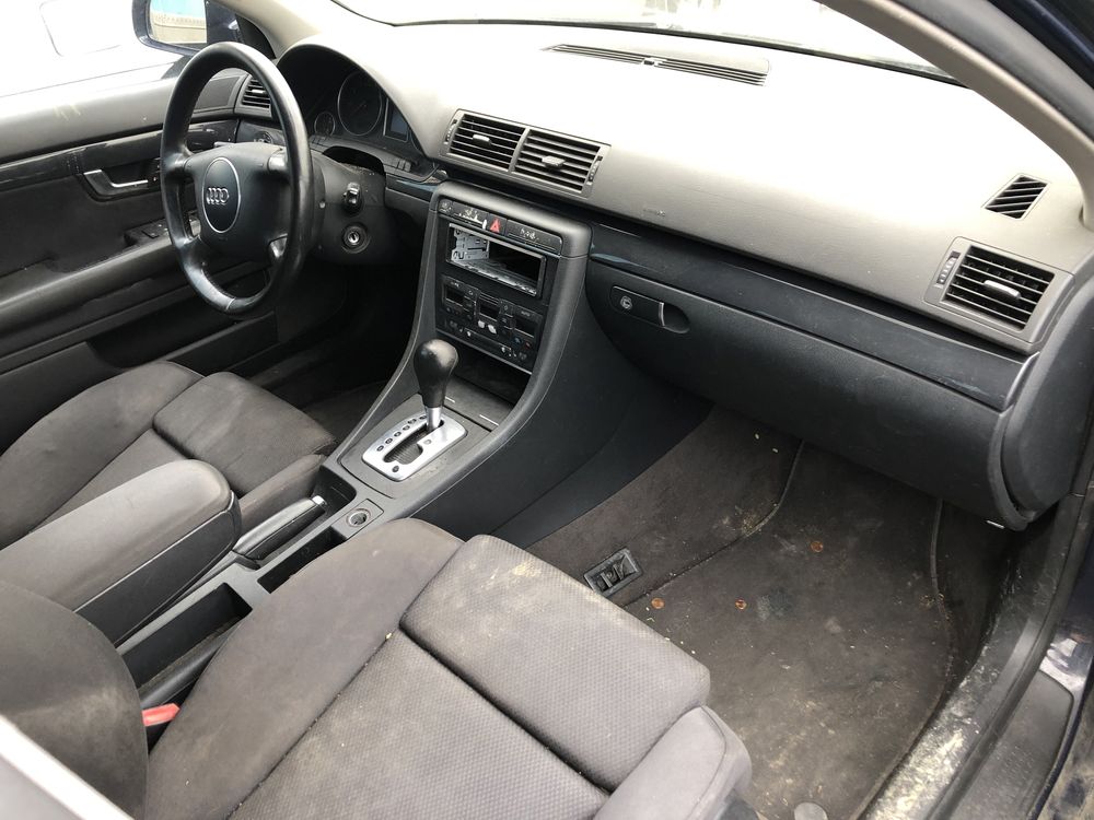 Audi A4 B6 B7  Deska Konsola Airbag Komplet demontaz
