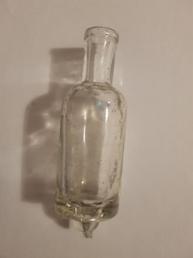 Stara butelka szkła laboratoryjnego