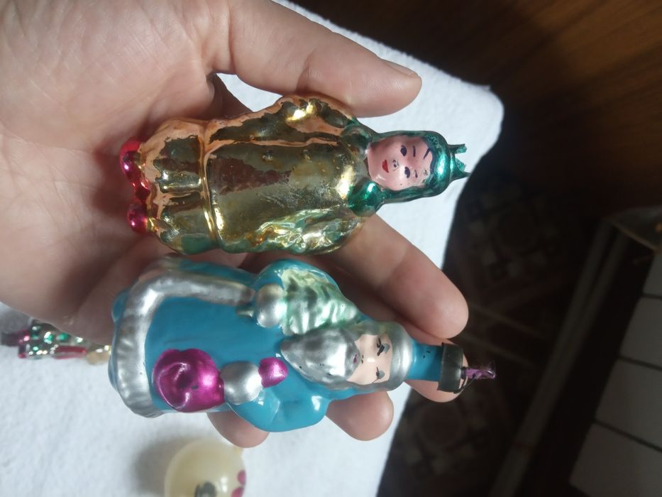 Ёлочные игрушки.