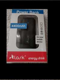 Mocny nowy Power Bank 4400 mAh