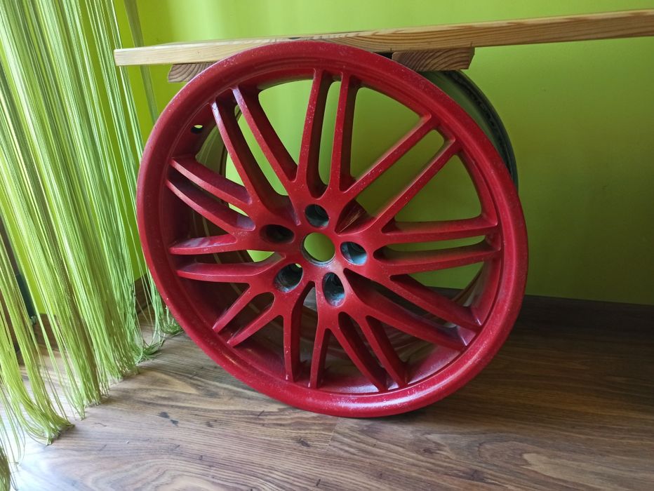 Stolik z felgi półka z felgi 19 5x112 8J dekoracja, warsztat, biuro