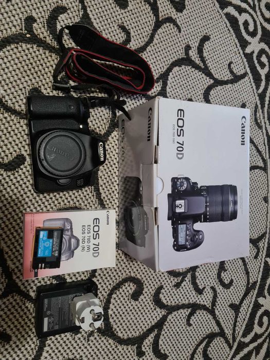 Фотоапарат Canon EOS 70D